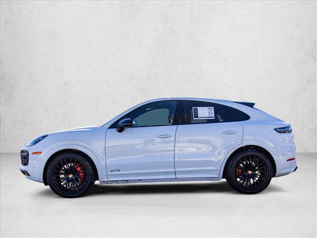 Used 2022 Porsche Cayenne GTS image 8