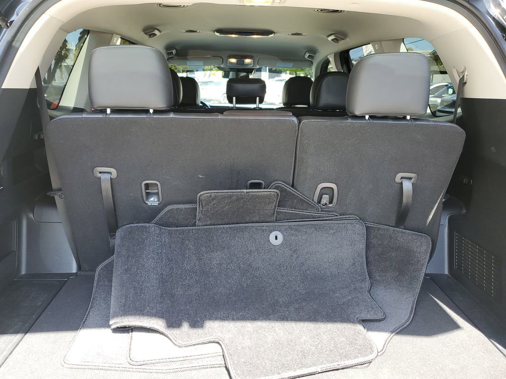 Used 2023 Kia Telluride LX image 8