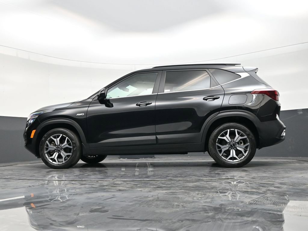 Used 2023 Kia Seltos EX image 22