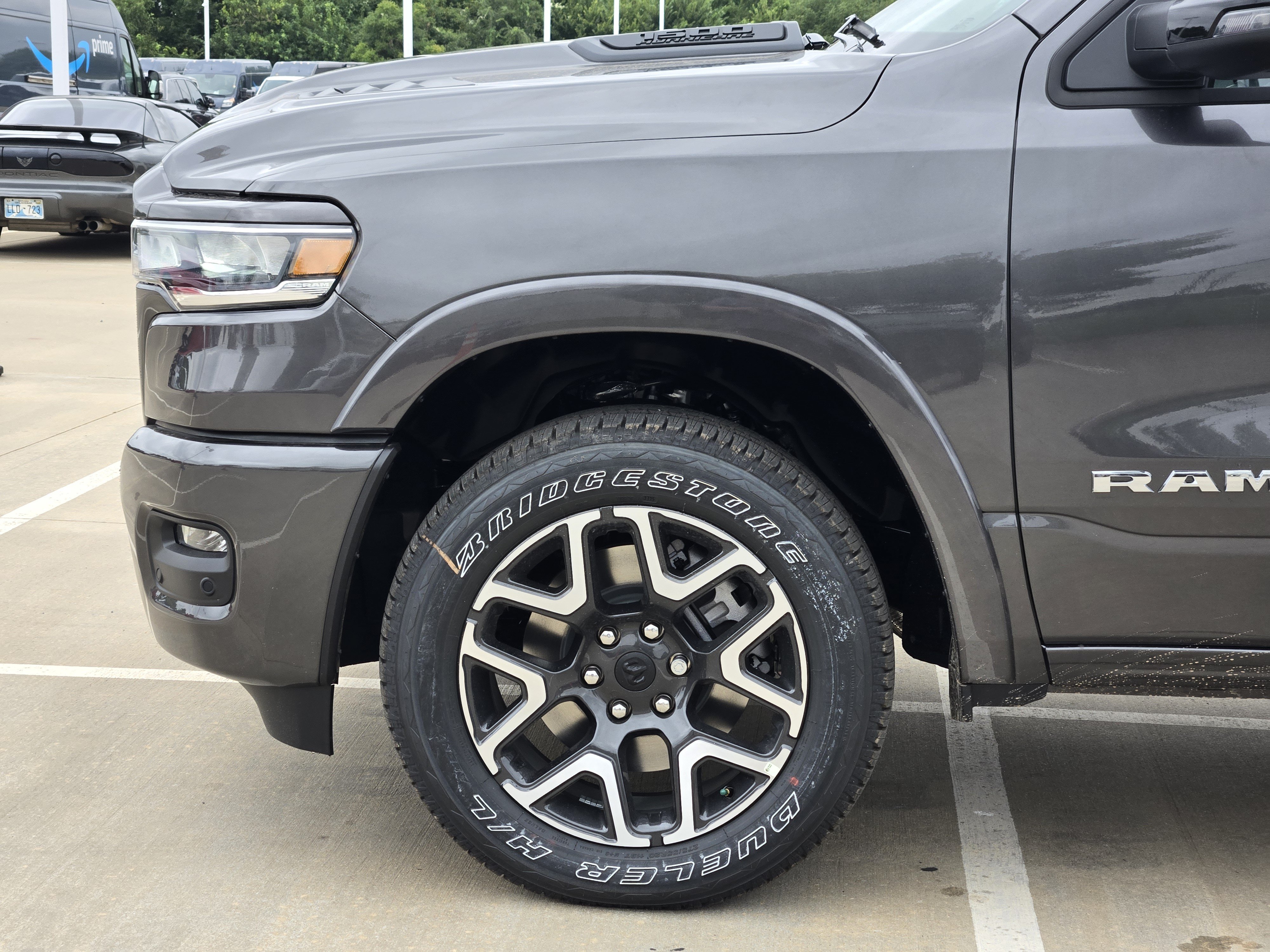 New 2026 RAM 1500 Laramie w/ Sport Appearance Package AWD/4WD image 5