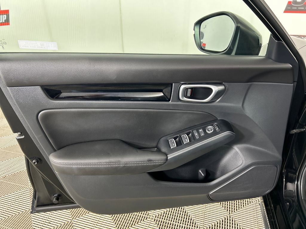 Used 2023 Honda Civic Sport Touring image 11