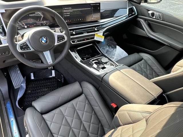 New 2026 BMW X5 xDrive40i w/ M Sport Package AWD/4WD image 10