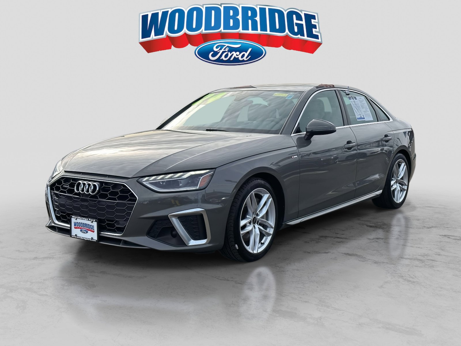 Used 2024 Audi A4 2.0T Premium Plus image 2