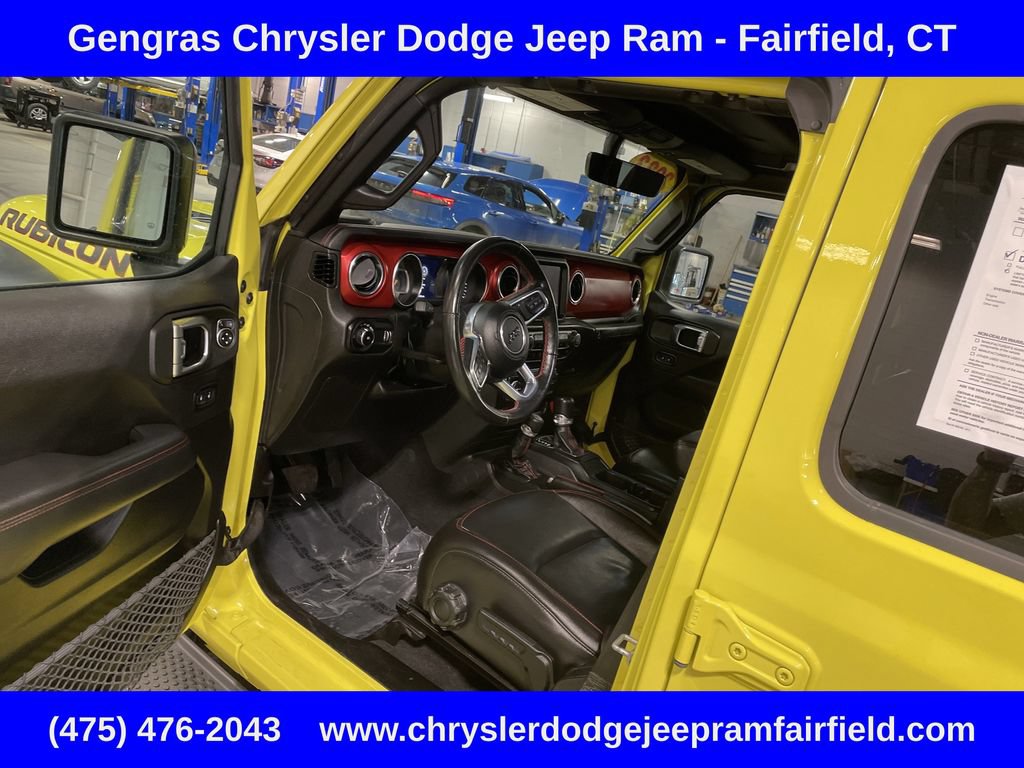 Used 2023 Jeep Wrangler Unlimited Rubicon w/ Cold Weather Group AWD/4WD image 24
