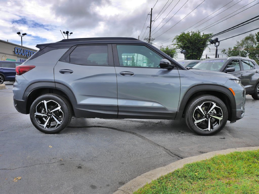 Used 2021 Chevrolet TrailBlazer RS w/ Technology Package AWD/4WD image 7