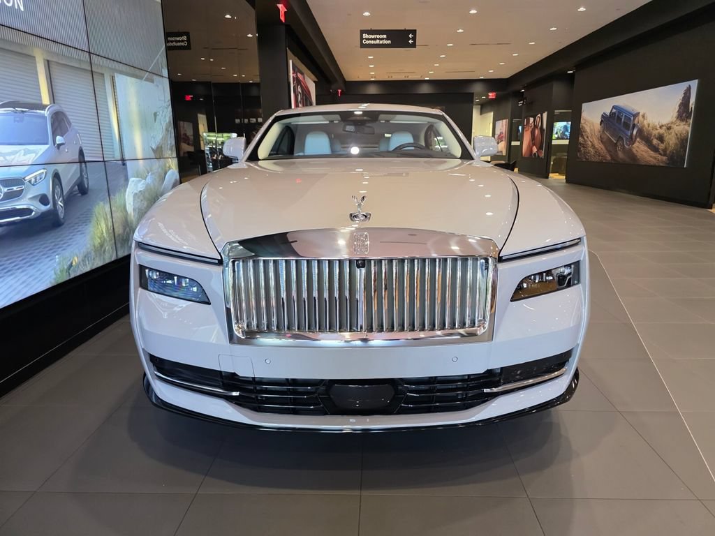 Used 2024 Rolls-Royce Spectre w/ Spectre Launch Package AWD/4WD image 2
