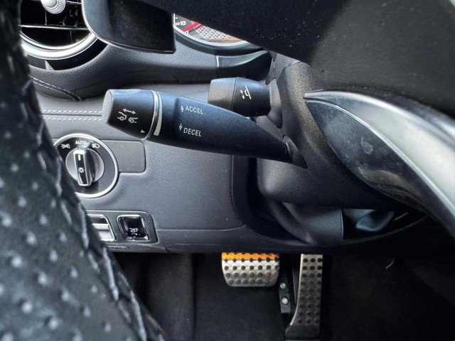 Used 2018 Mercedes-Benz AMG GT Roadster image 27