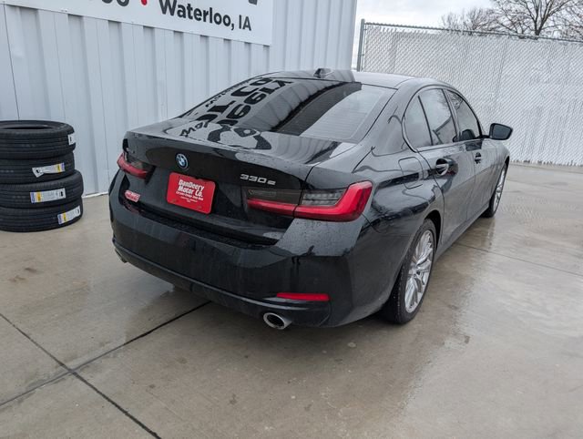 Used 2023 BMW 330e xDrive w/ Convenience Package image 26