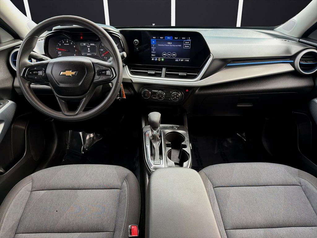 Used 2024 Chevrolet Trax LS FWD image 13