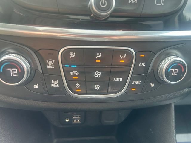 Used 2021 Chevrolet Traverse RS AWD/4WD image 37