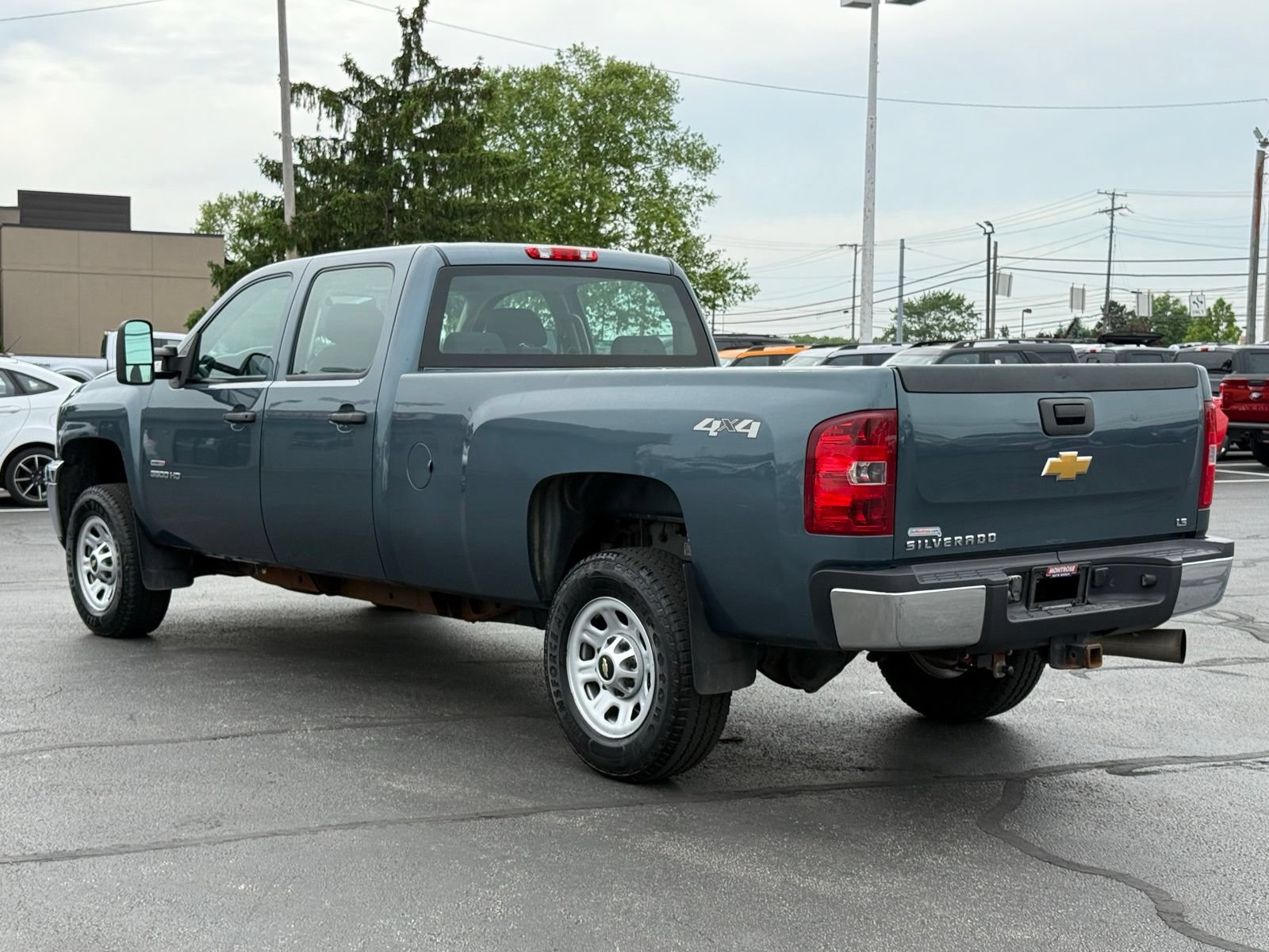 Used 2013 Chevrolet Silverado 3500 W/T AWD/4WD image 6