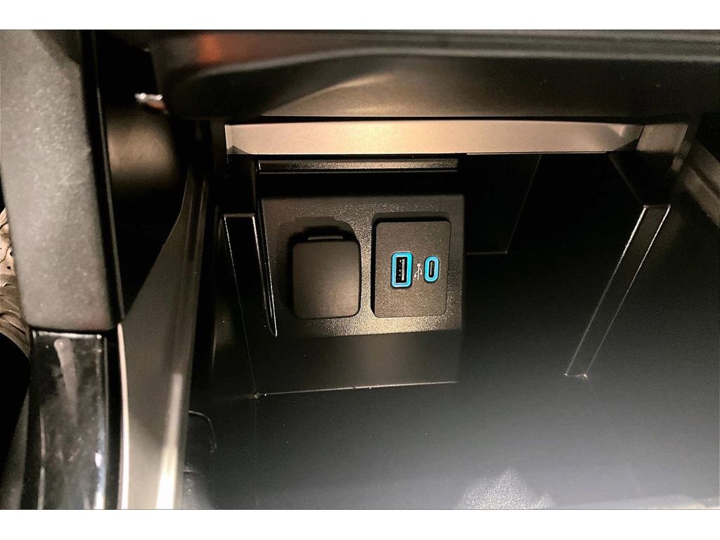 Used 2023 Ford Explorer ST image 35