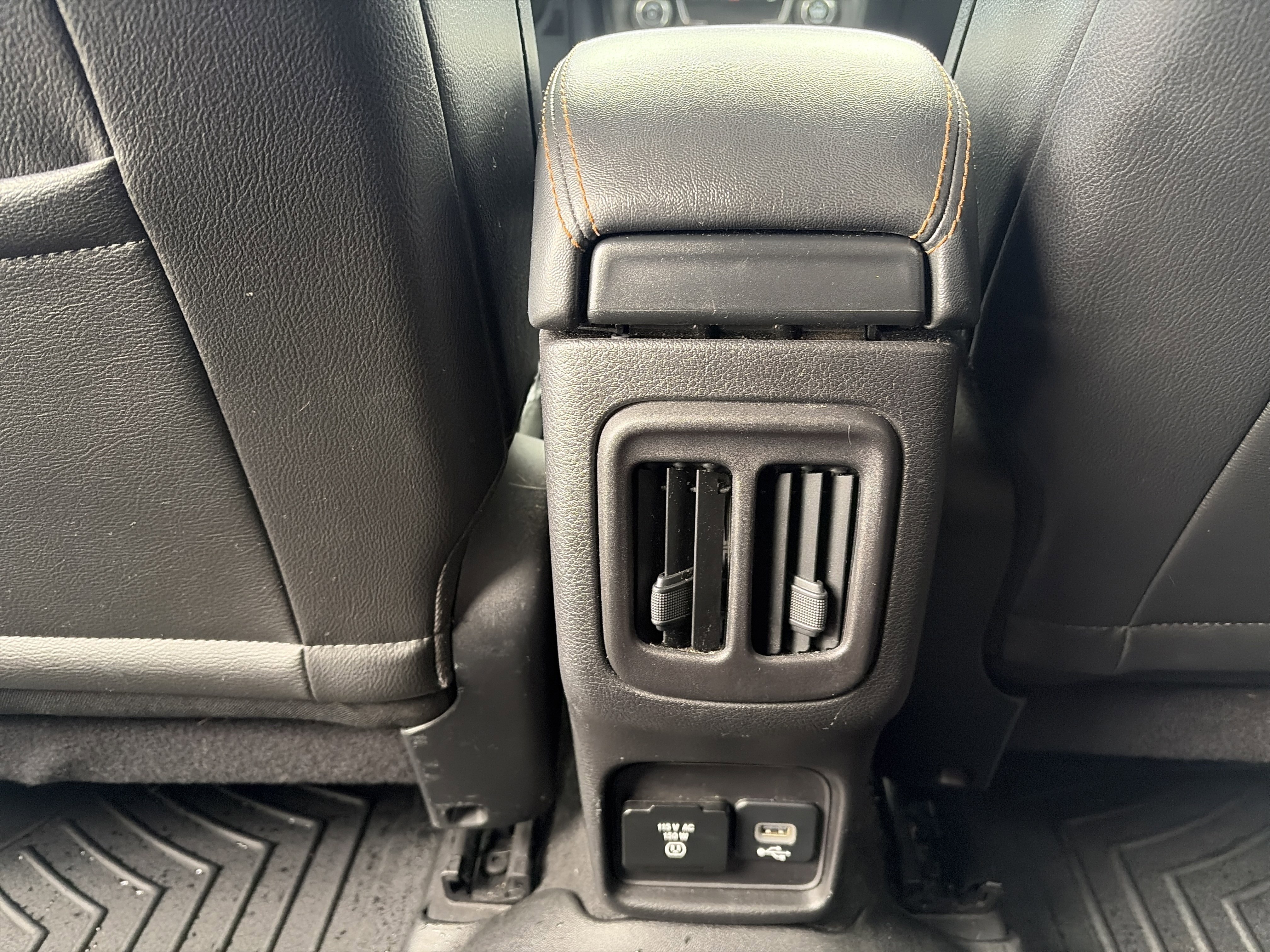 Used 2018 Jeep Compass Limited w/ Navigation Group image 25