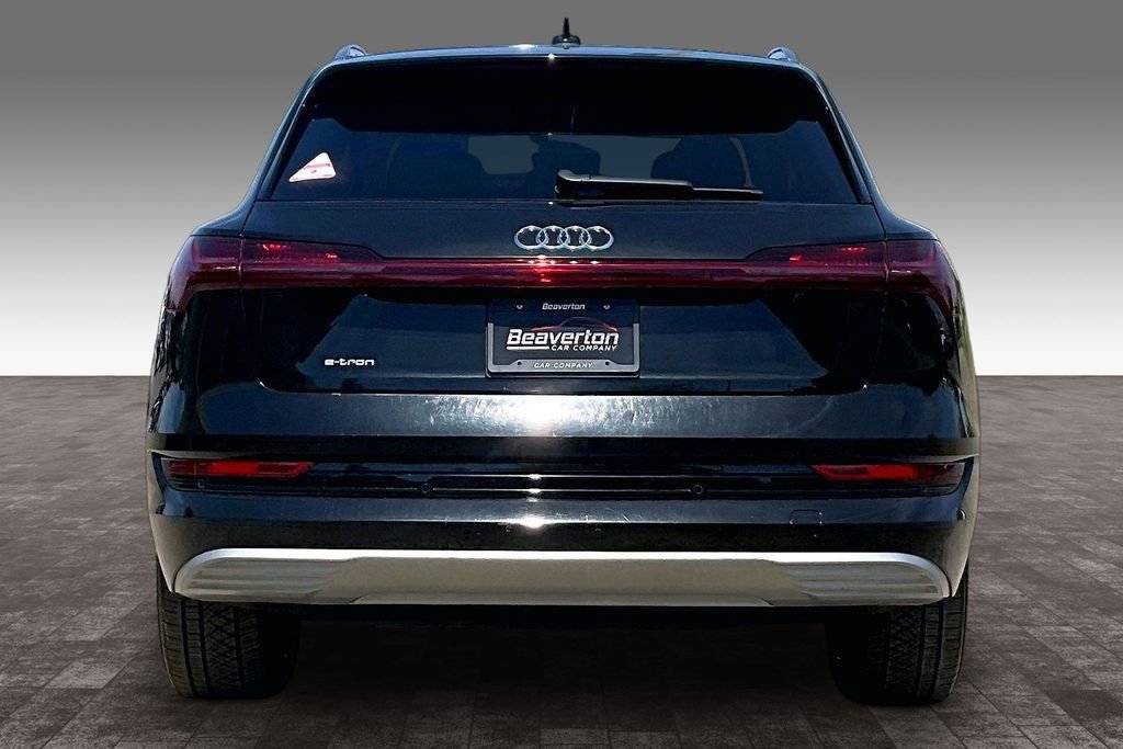 Used 2019 Audi e-tron Prestige w/ Prestige Package AWD/4WD image 6