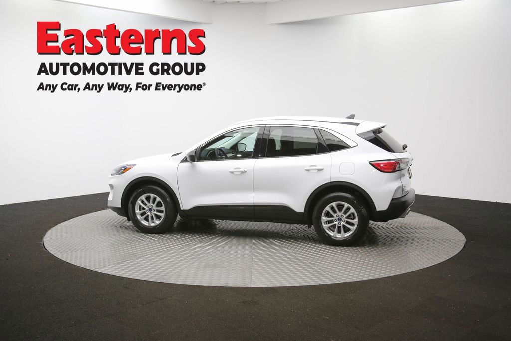 Used 2022 Ford Escape SE image 60