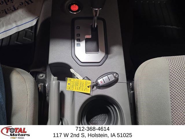 Used 2020 Nissan Frontier SV w/ Midnight Edition Floor Mats image 17