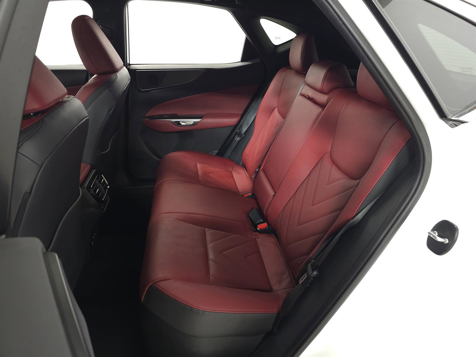Certified 2025 Lexus NX 350h AWD w/ Rear Seat Package image 31