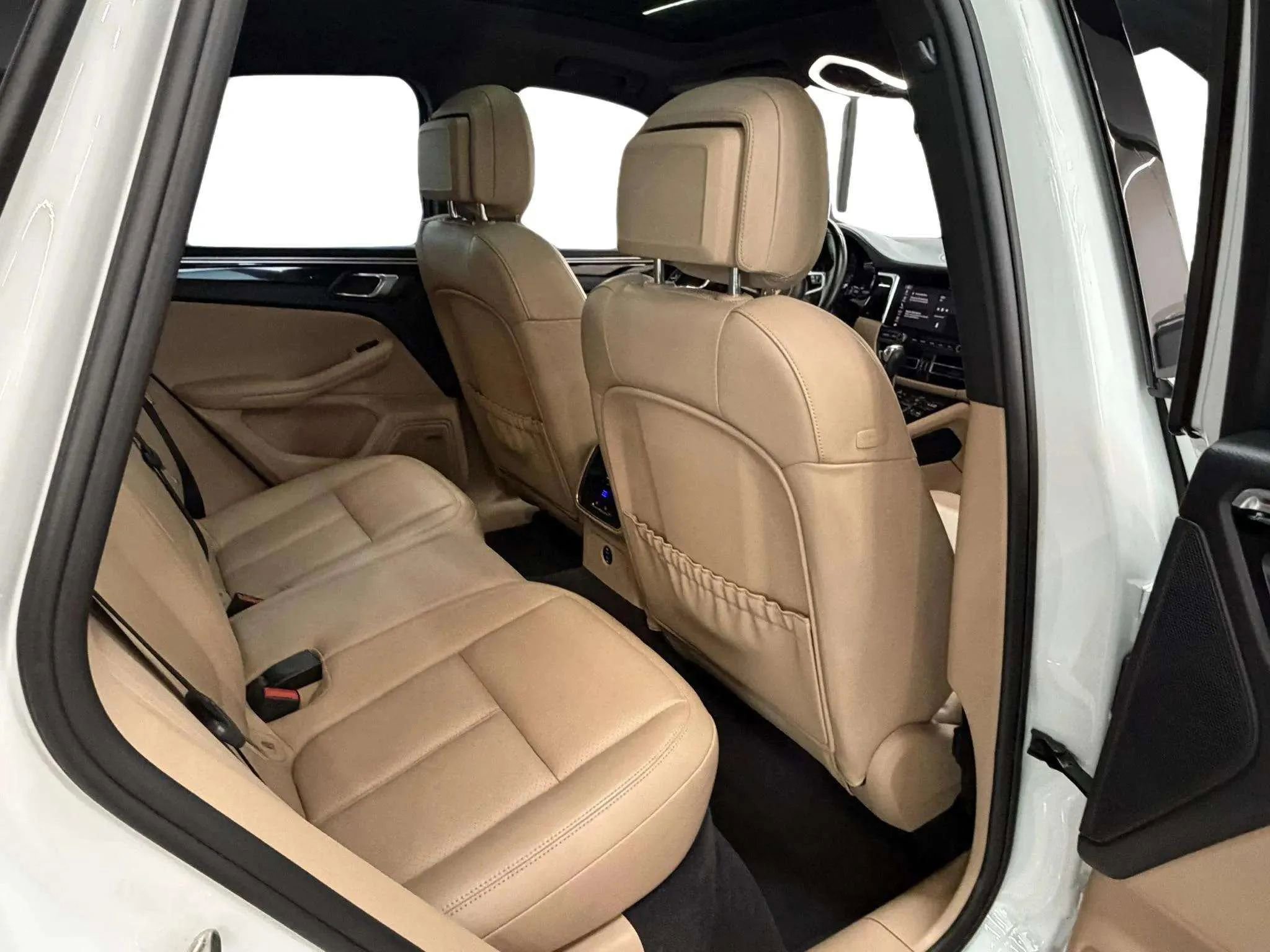 Used 2020 Porsche Macan Sport Edition image 21