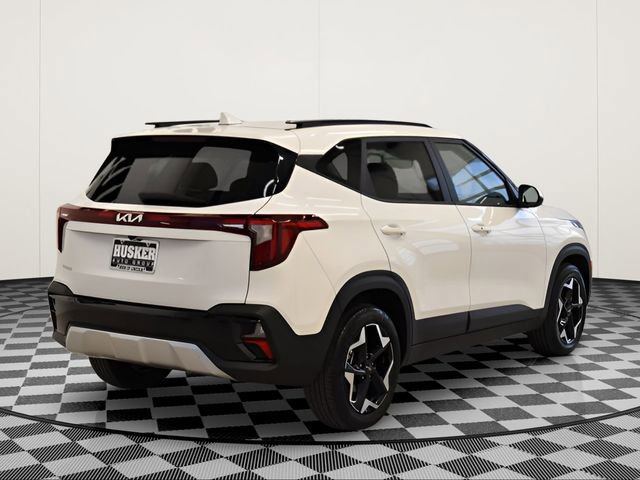 Used 2025 Kia Seltos S image 4