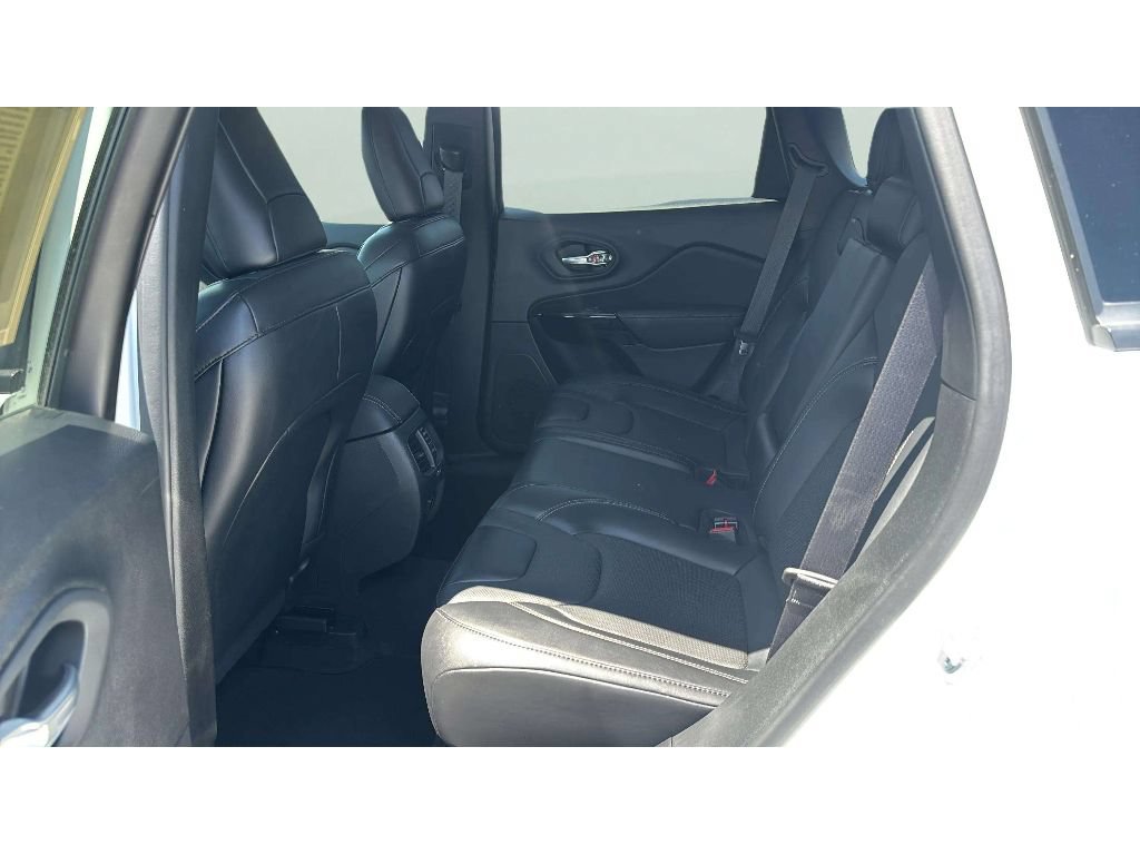 Used 2023 Jeep Cherokee Altitude Lux AWD/4WD image 11