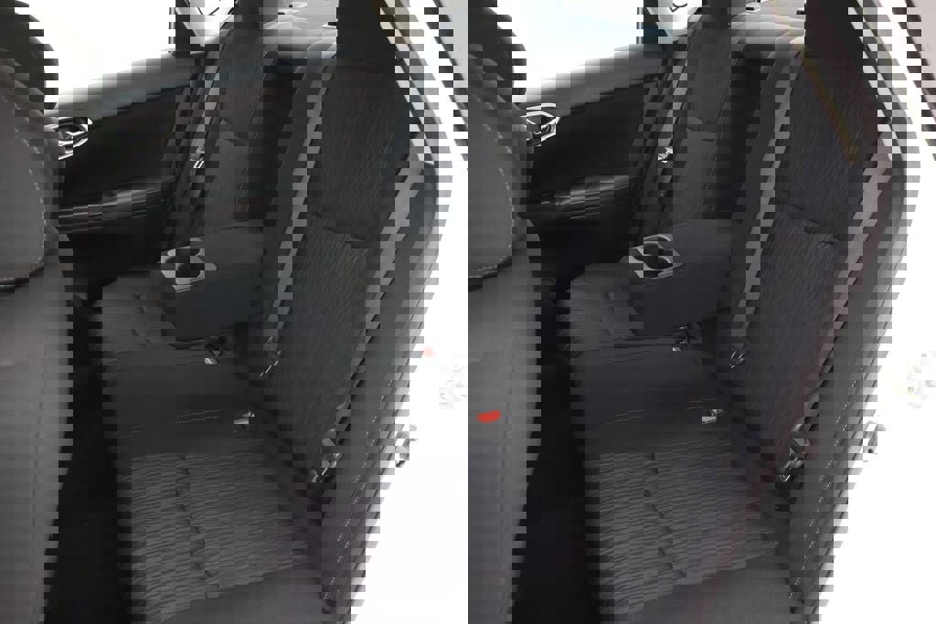 Used 2019 Nissan Sentra SV image 11