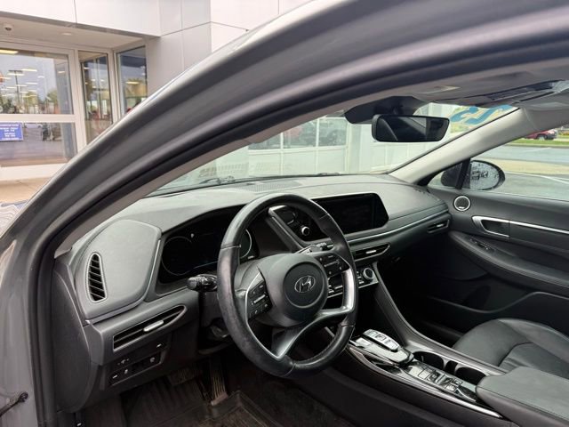 Used 2023 Hyundai Sonata Limited w/ Cargo Package FWD image 8