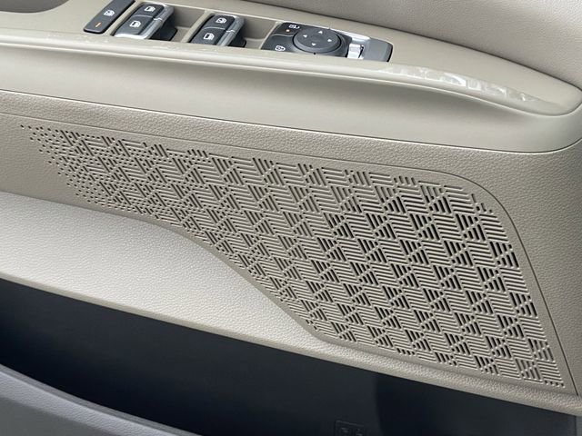 New 2026 Kia Carnival LXS image 17