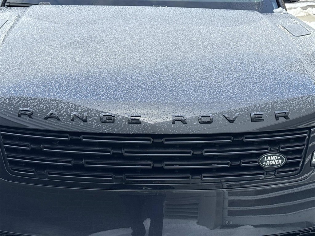 New 2026 Land Rover Range Rover Sport Dynamic SE image 8