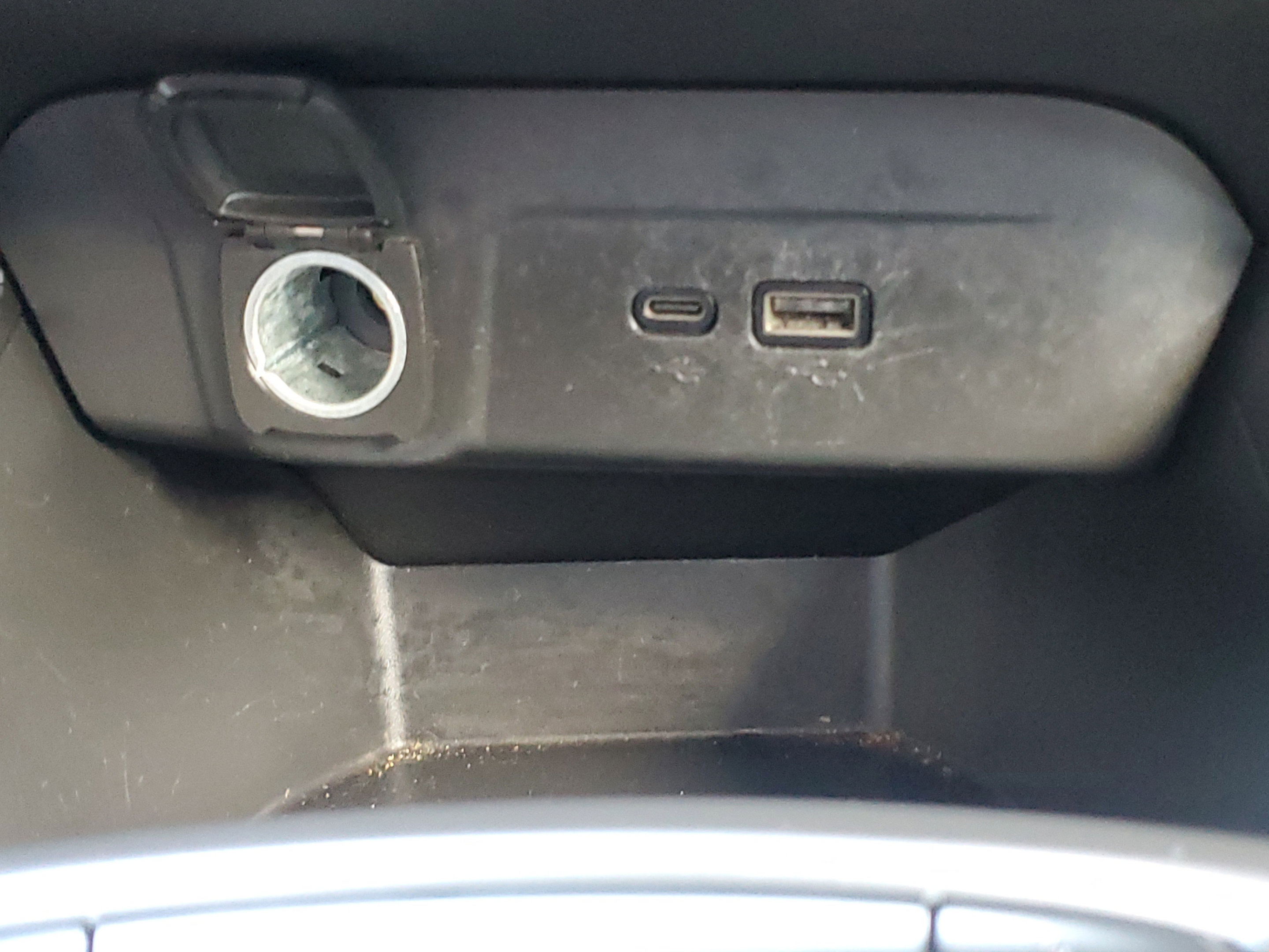 Used 2024 Chevrolet Trax LS FWD image 30