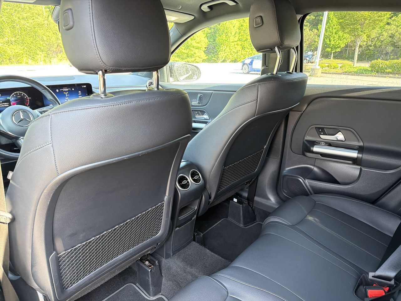Used 2025 Mercedes-Benz GLA 250 image 22