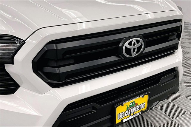 Used 2024 Toyota Tacoma SR image 28