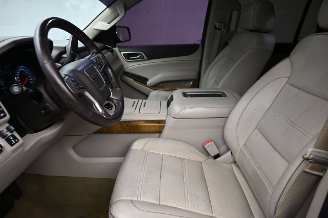 Used 2017 GMC Yukon Denali w/ Open Road Package AWD/4WD image 17