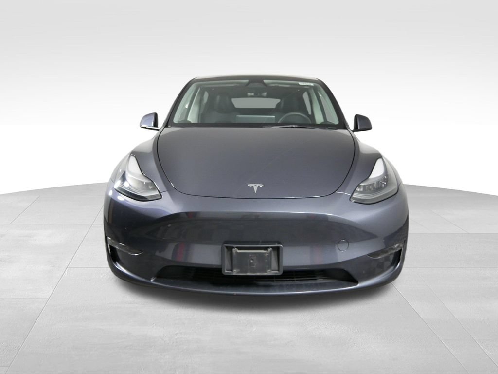 Used 2023 Tesla Model Y Long Range AWD/4WD video 3