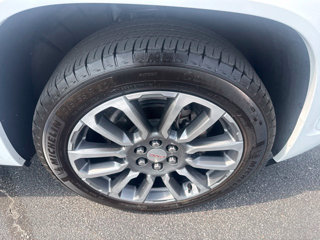 Used 2023 GMC Acadia Denali AWD/4WD image 13