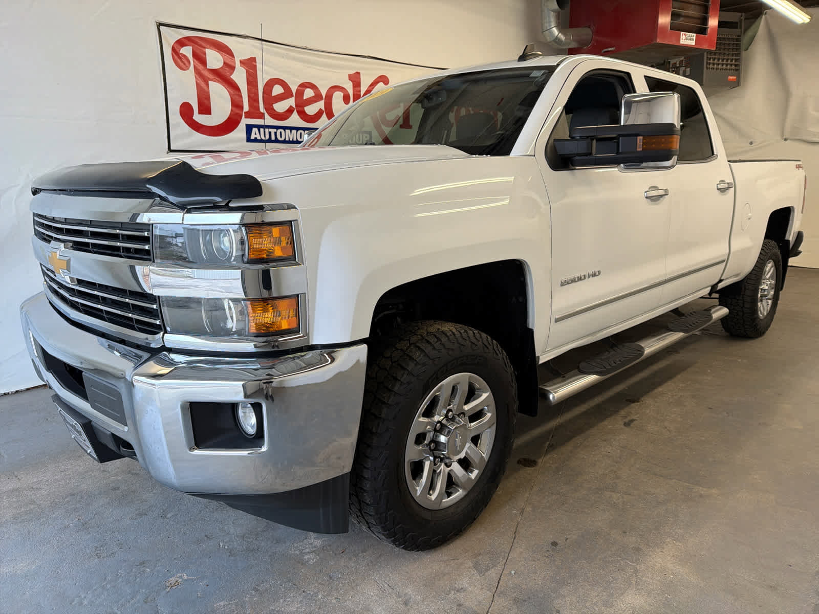 Used 2019 Chevrolet Silverado 2500 LTZ AWD/4WD image 2