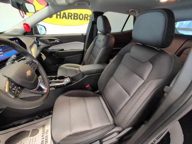 New 2026 Chevrolet Trax LT w/ LT Convenience Package FWD image 11