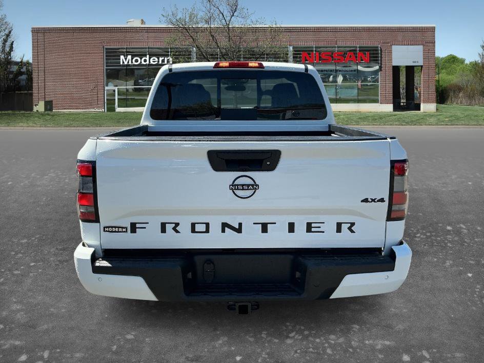 New 2026 Nissan Frontier SV image 3