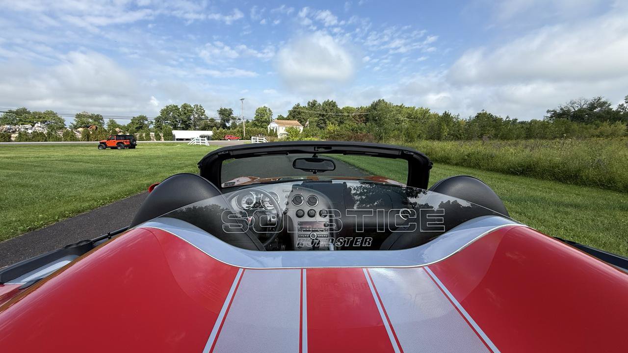 Used 2008 Pontiac Solstice Convertible w/ Premium Package RWD image 26
