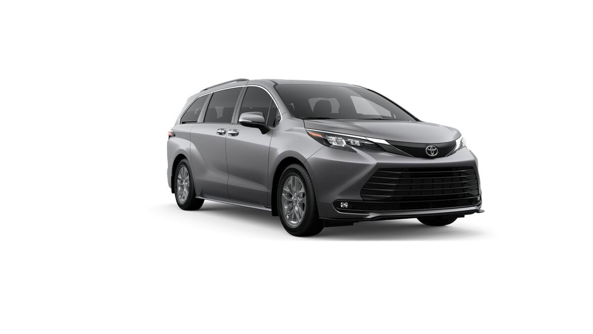 New 2026 Toyota Sienna XLE FWD image 15