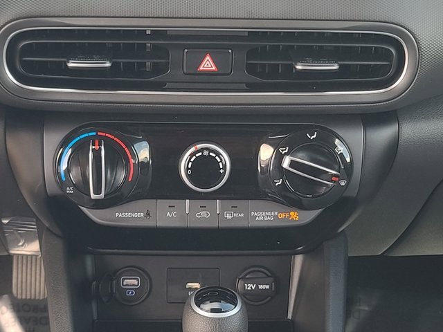 Used 2023 Hyundai Kona SEL image 19