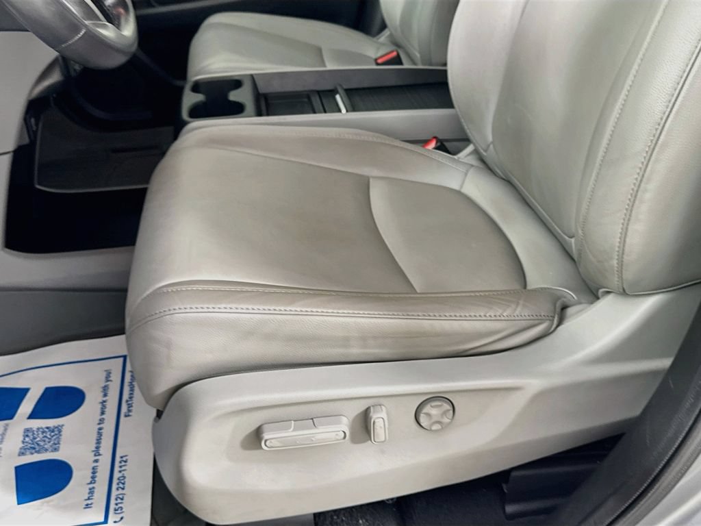 Used 2019 Honda Odyssey EX-L image 25
