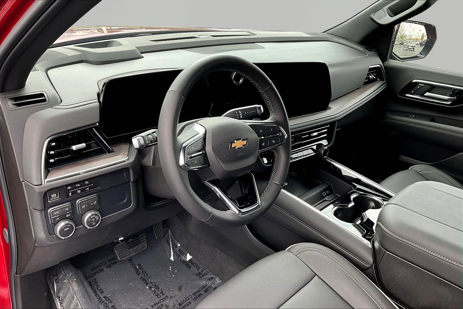 New 2025 Chevrolet Suburban Premier image 9