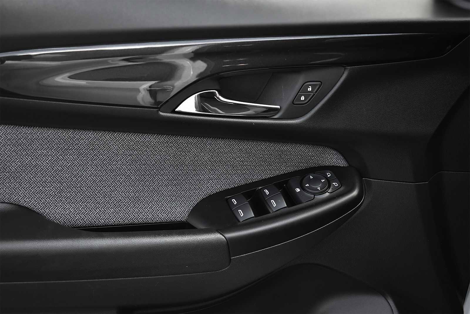 Used 2024 Chevrolet TrailBlazer LT w/ LT Cold Weather Package image 23