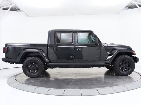 Used 2021 Jeep Gladiator Willys image 6