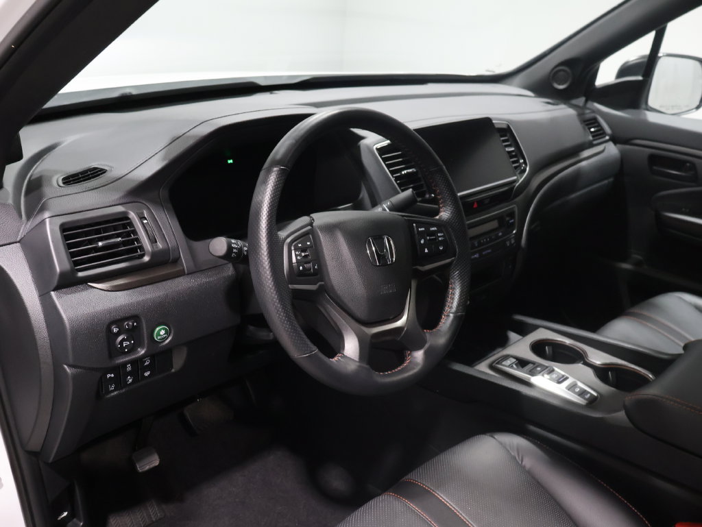 Used 2025 Honda Ridgeline TrailSport image 18