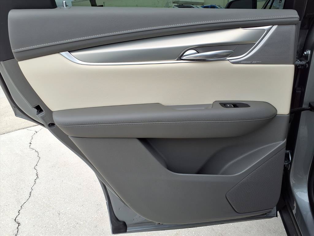 Used 2023 Cadillac XT5 Premium Luxury FWD image 17