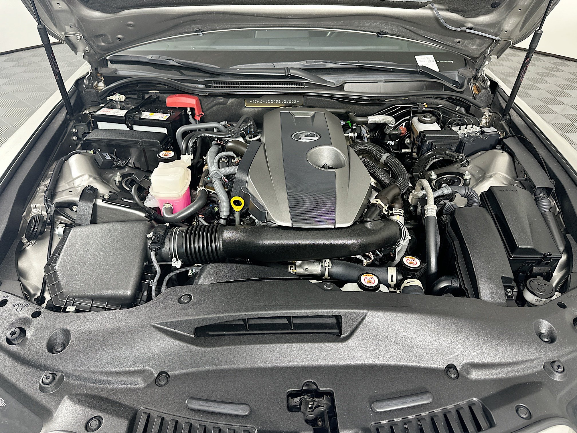 Used 2023 Lexus IS 300 w/ Comfort Package RWD image 32