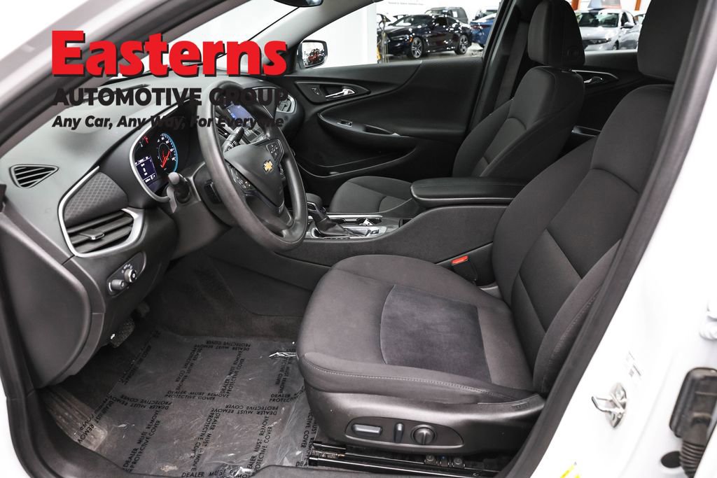 Used 2024 Chevrolet Malibu LT image 14