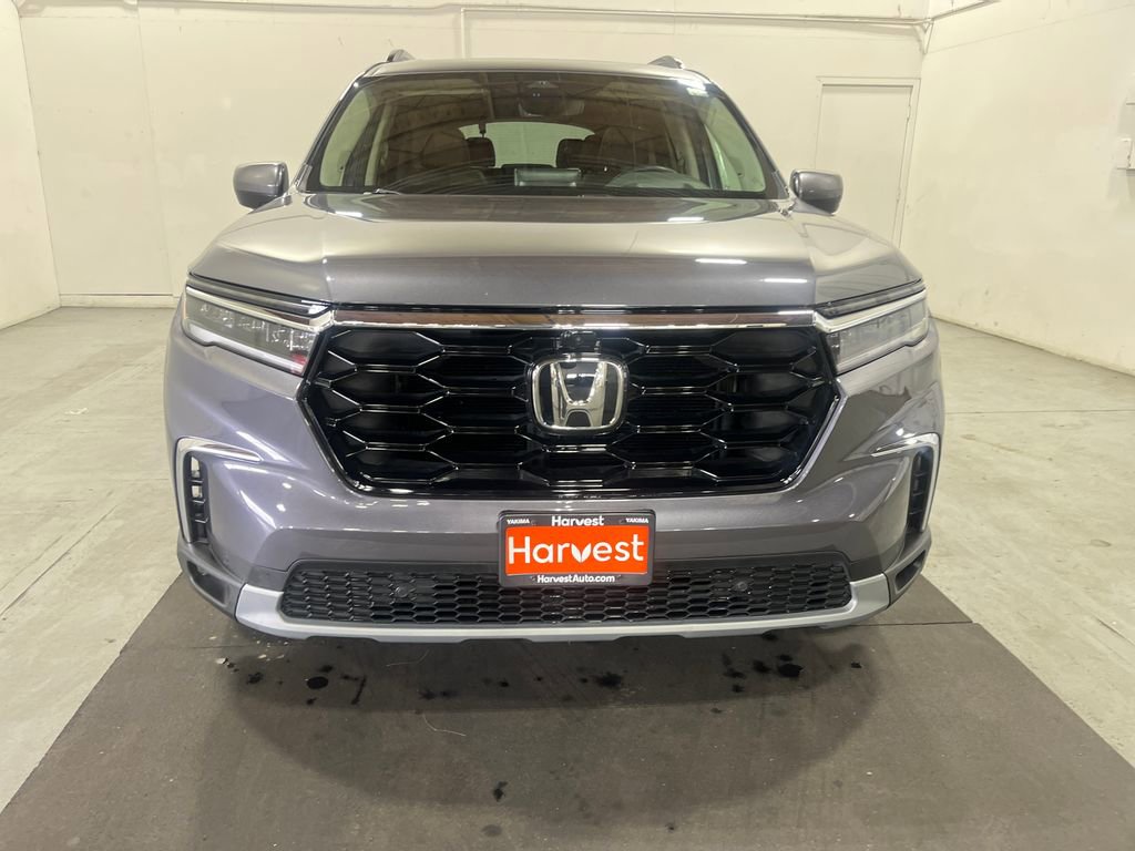 Used 2023 Honda Pilot Elite image 2