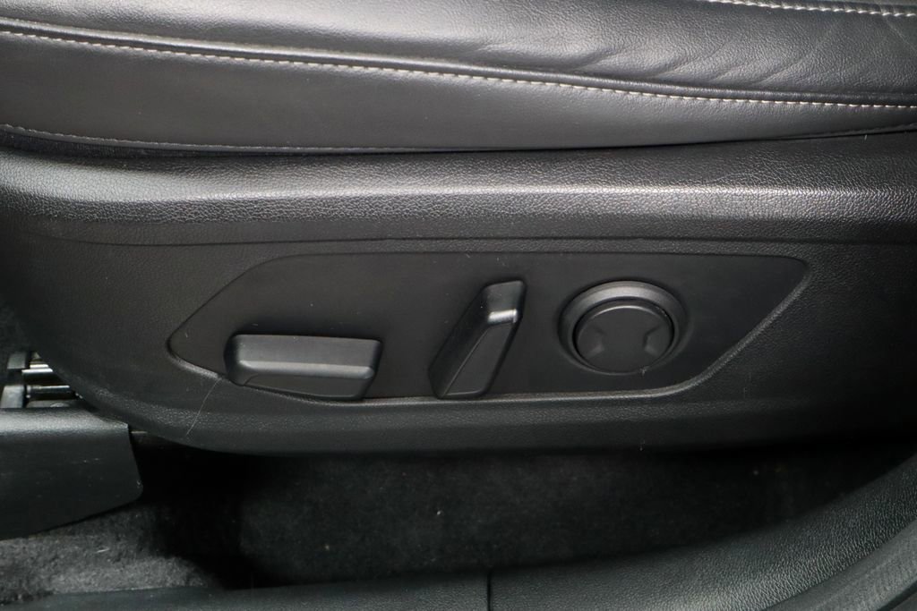 Used 2023 Kia Sorento SX image 27